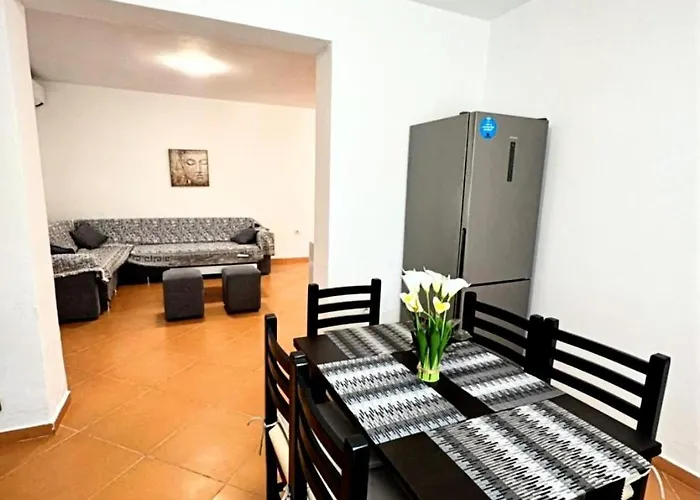 A&a Apartment's 乡村民宿 Vlorë